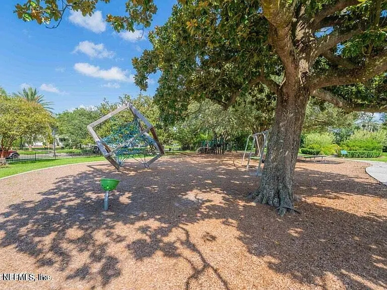 1833 San Marco Blvd #1 — Photo 15