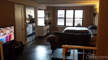 Rented by City Connections Realty