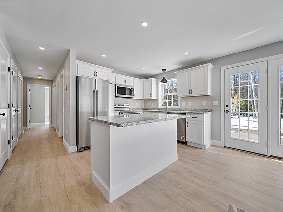 2nd image of 142 S Main St #B