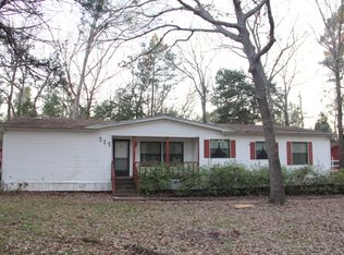 111 Old Mission Rd, Chandler, TX 75758