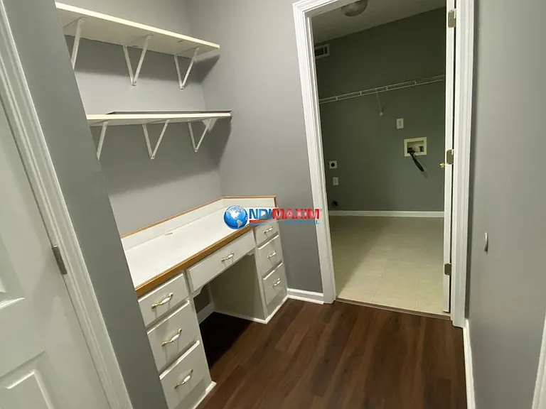 705 Simon Ive Dr — Photo 13
