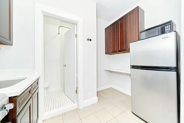 Rented by Living New York | media 9