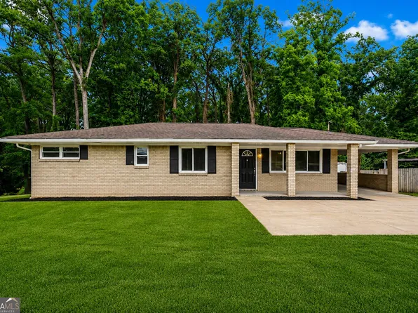 677 N Hairston Rd, Stone Mountain, GA 30083