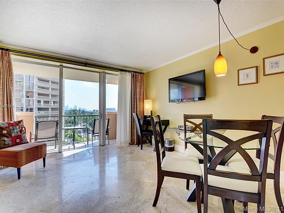 2nd image of 2951 S Bayshore Dr #703