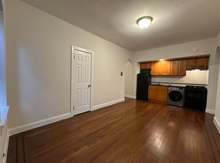4535 42nd St APT 3D, Sunnyside, NY 11104