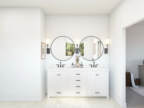 Primary bath with freestanding vanity