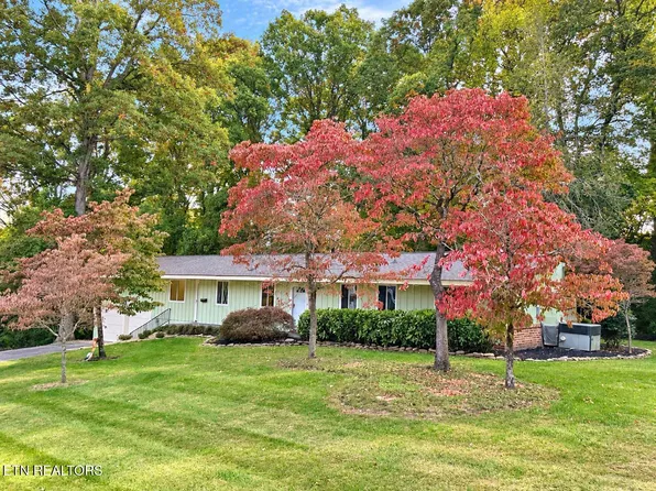 5805 Villa Rd, Knoxville, TN 37918