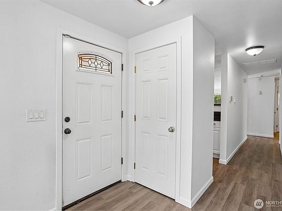 4th image of 1711 7th Avenue SE