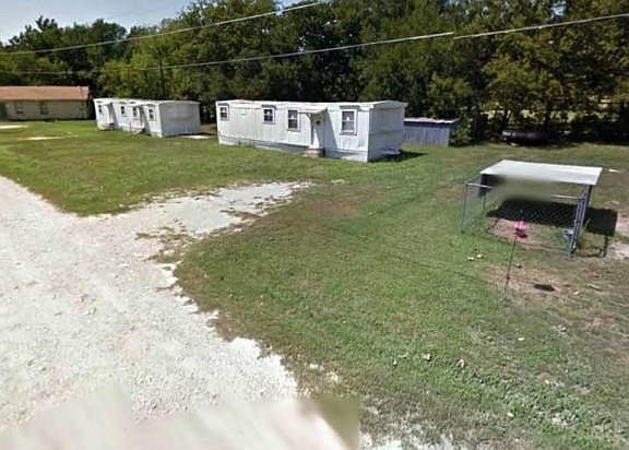 5th image of 390 Clark Ln APT 3