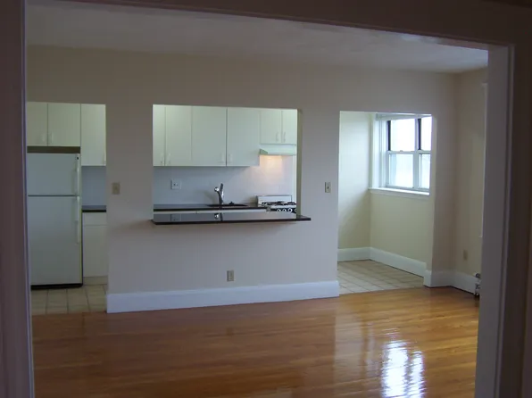 (undisclosed Address), Somerville, MA 02145