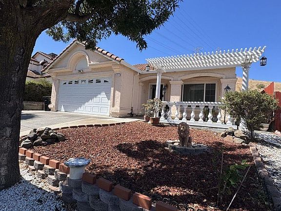 2nd image of 2257 Southwood Dr