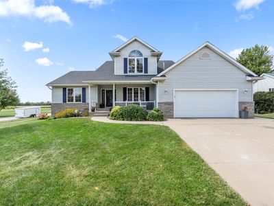 110 Skyview Ave, Fairfax, IA, 52228