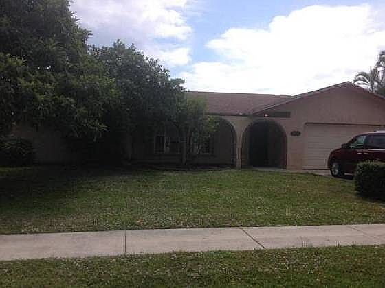 2nd image of 129 Santiago St