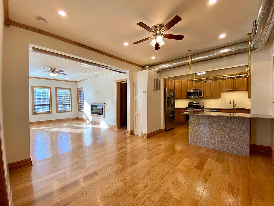 1st image of 2700 W Medill Ave APT 1
