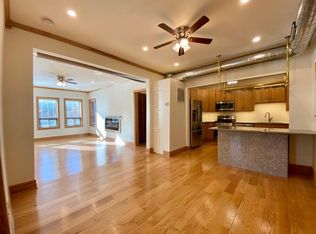2700 W Medill Ave APT 1, Chicago, IL 60647