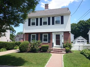 180 Wren St, West Roxbury, MA 02132