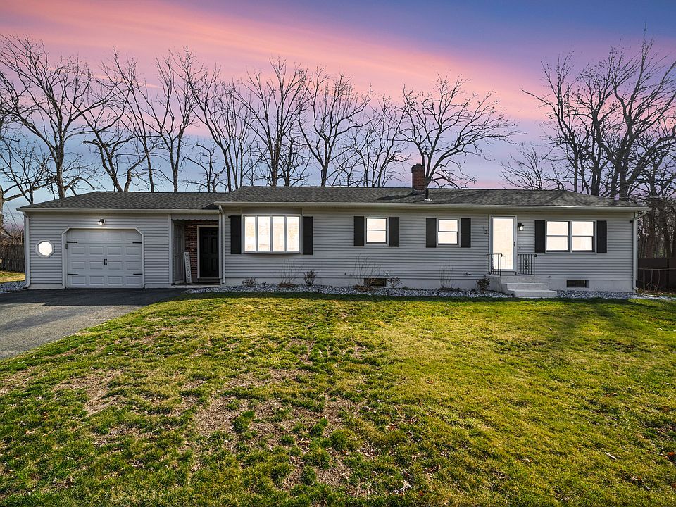 1st image of 13 Glen Oak Drive