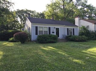 4701 Lee Ave, Downers Grove, IL 60515