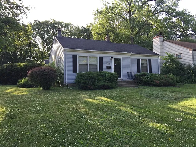 4701 Lee Ave photo 1