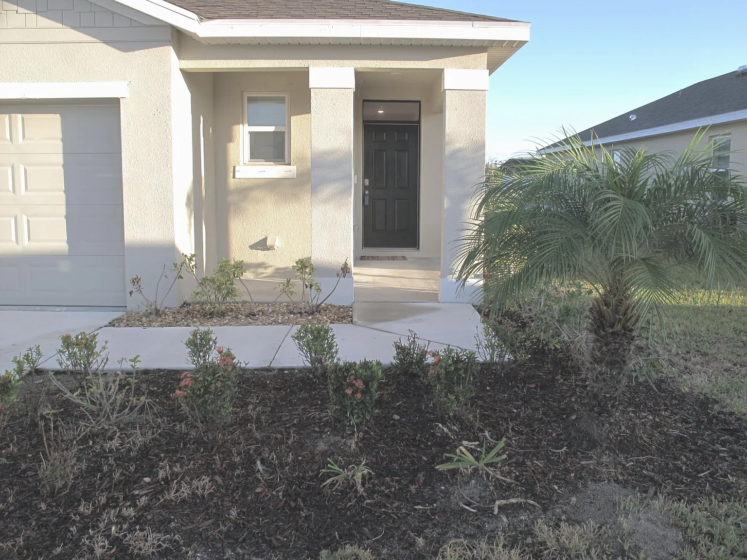 3 bed, 2.0 bath, 1614 sqft, $2,500 — Photo 4
