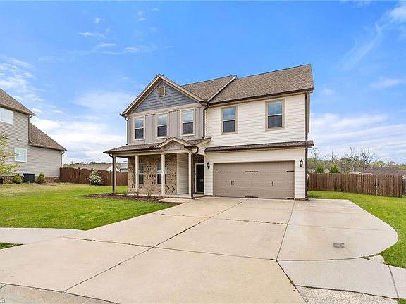 4th image of 115 Radiant Path