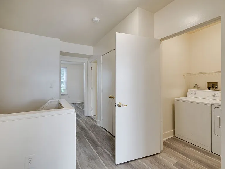 4007-4011 Aspen St — Photo 16
