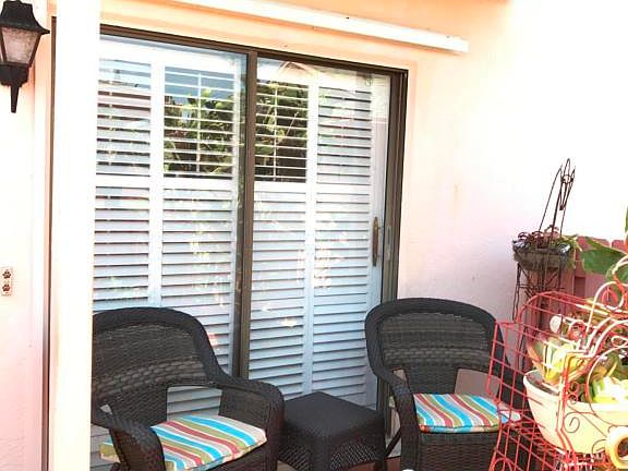 4th image of 702 Sea Palm Ln