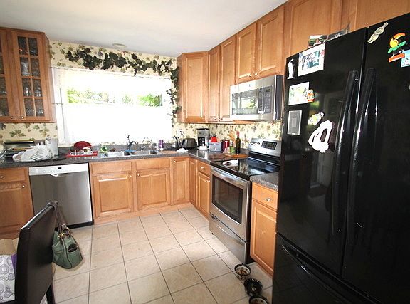 5th image of 7045 W Carol Ave #7045