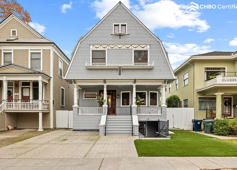 Capitol Mansion - Streetview