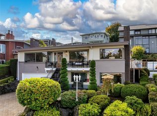 2111 NW 98th St, Seattle, WA 98117