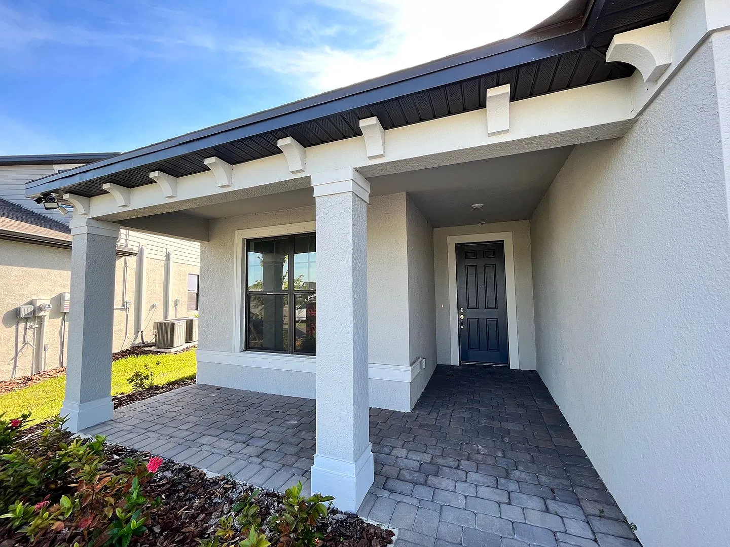 RARE 5 Bedroom, 4.5 Bathroom Home in Cedar Grove/North Port! — Photo 3