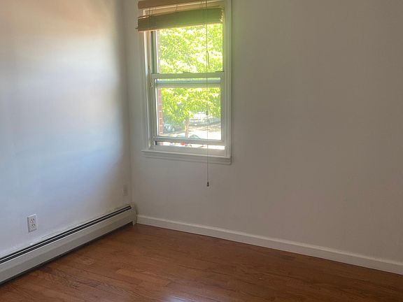 4th image of 209-26 45th Dr Floor 2