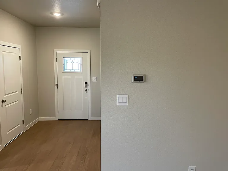 1405 Irigoyen St — Photo 22