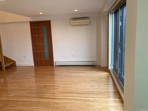 5th image of 140-22 Beech Ave #9B