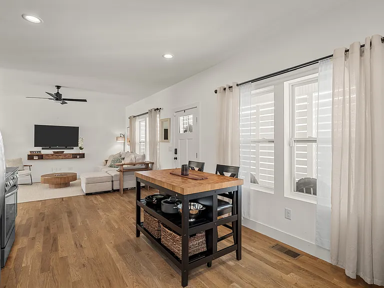 2409B Branch St — Photo 13