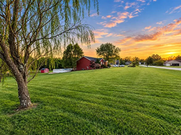 295 Lincoln Dr, Taylorsville, KY 40071