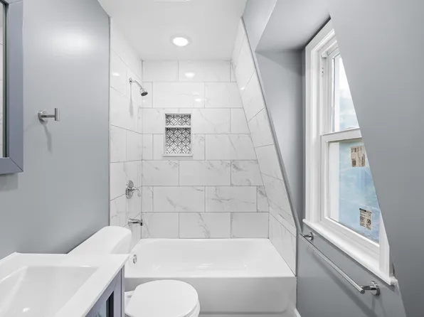 376 Forrest Street image 2 of 7