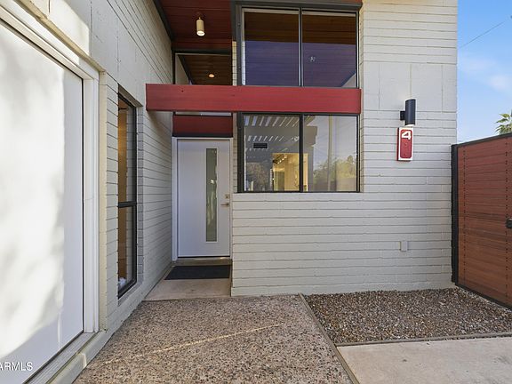 3rd image of 455 E BROADWAY Road #4