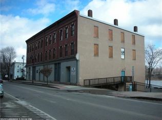71 Water St, Augusta, ME 04330