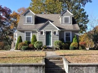 41 2nd Ave, Cumberland, RI 02864