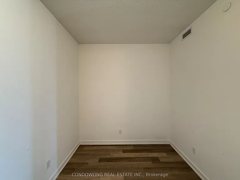 181 Huron St #1202 — Photo 8