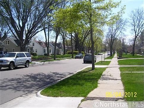 2nd image of 3904 Yosemite Ave S