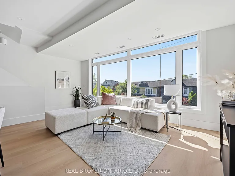 102 Boultbee Ave #B — Photo 21