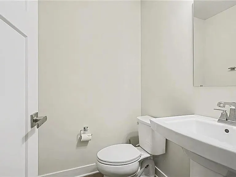 136 Salt Lake Ln — Photo 10