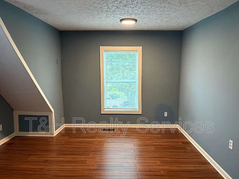 422 Iowa St — Photo 27