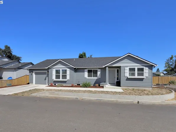 463 35th St, Springfield, OR 97478