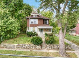 930 Orchard Pl, Jackson, MI 49203