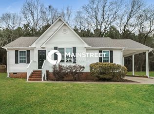 109 Oak Park Dr, Benson, NC 27504