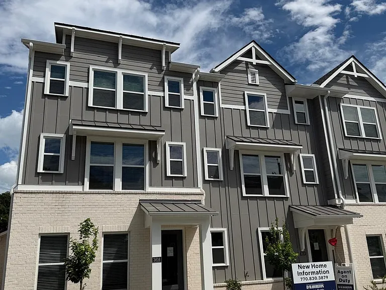 3618 Georgia Ave #10 — Photo 1