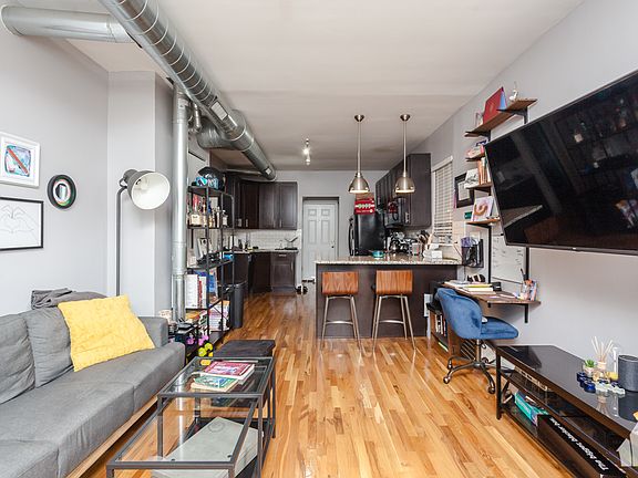 3rd image of 1623 N Talman Ave APT 1F
